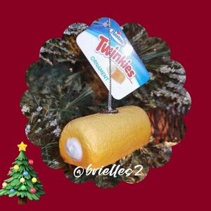 🎠 New Hostess Twinkie Christmas Ornament, Gold, Qty 1